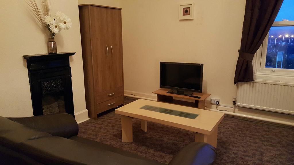 Station Hotel Hucknall Экстерьер фото