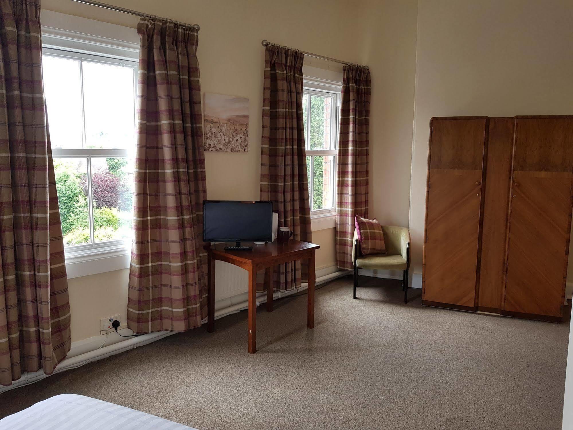 Station Hotel Hucknall Экстерьер фото